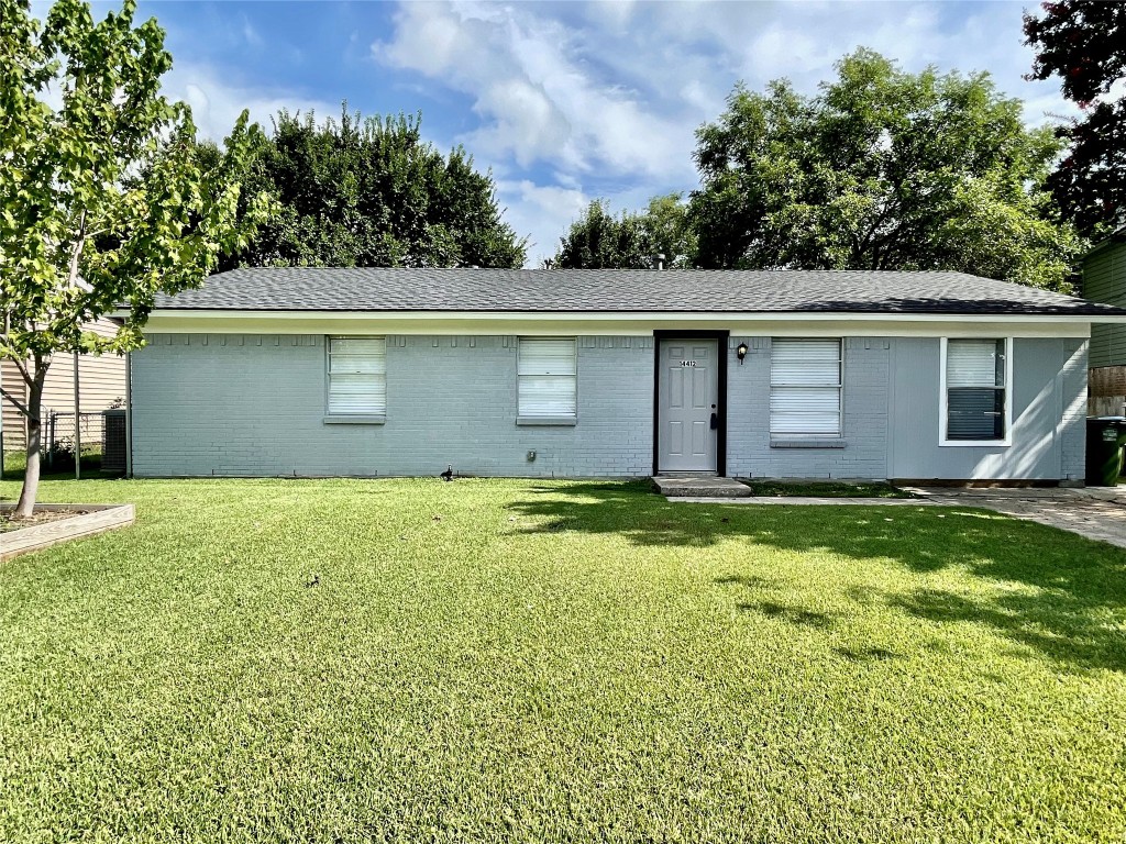 14412 Oakwood Lane Balch Springs TX 75180
