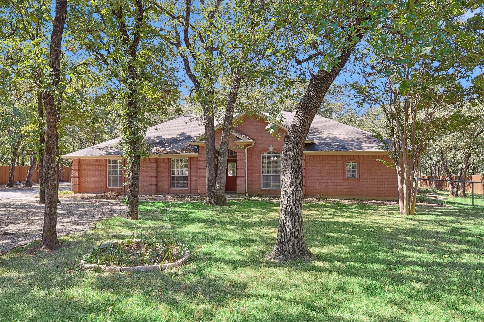 5240 Banks Road Fort Worth TX 76140