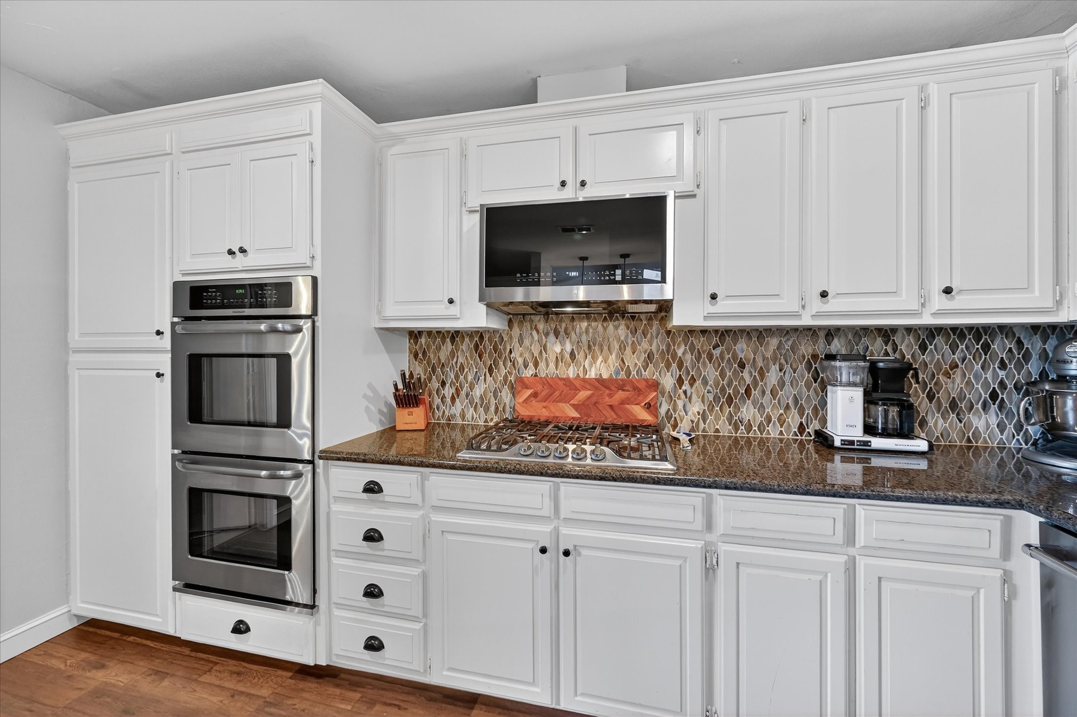 1603 Valleycrest Lane Carrollton TX 75006