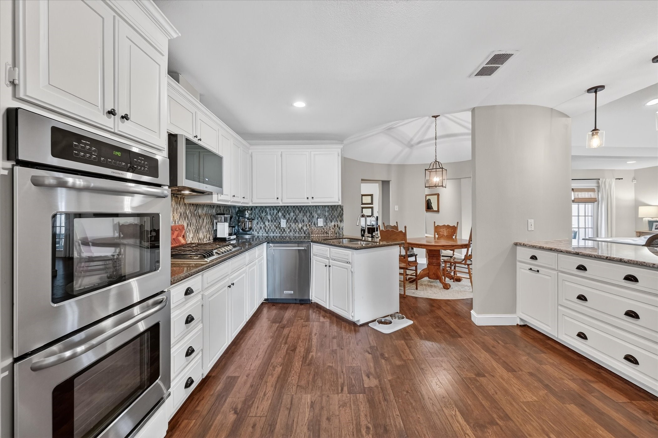 1603 Valleycrest Lane Carrollton TX 75006