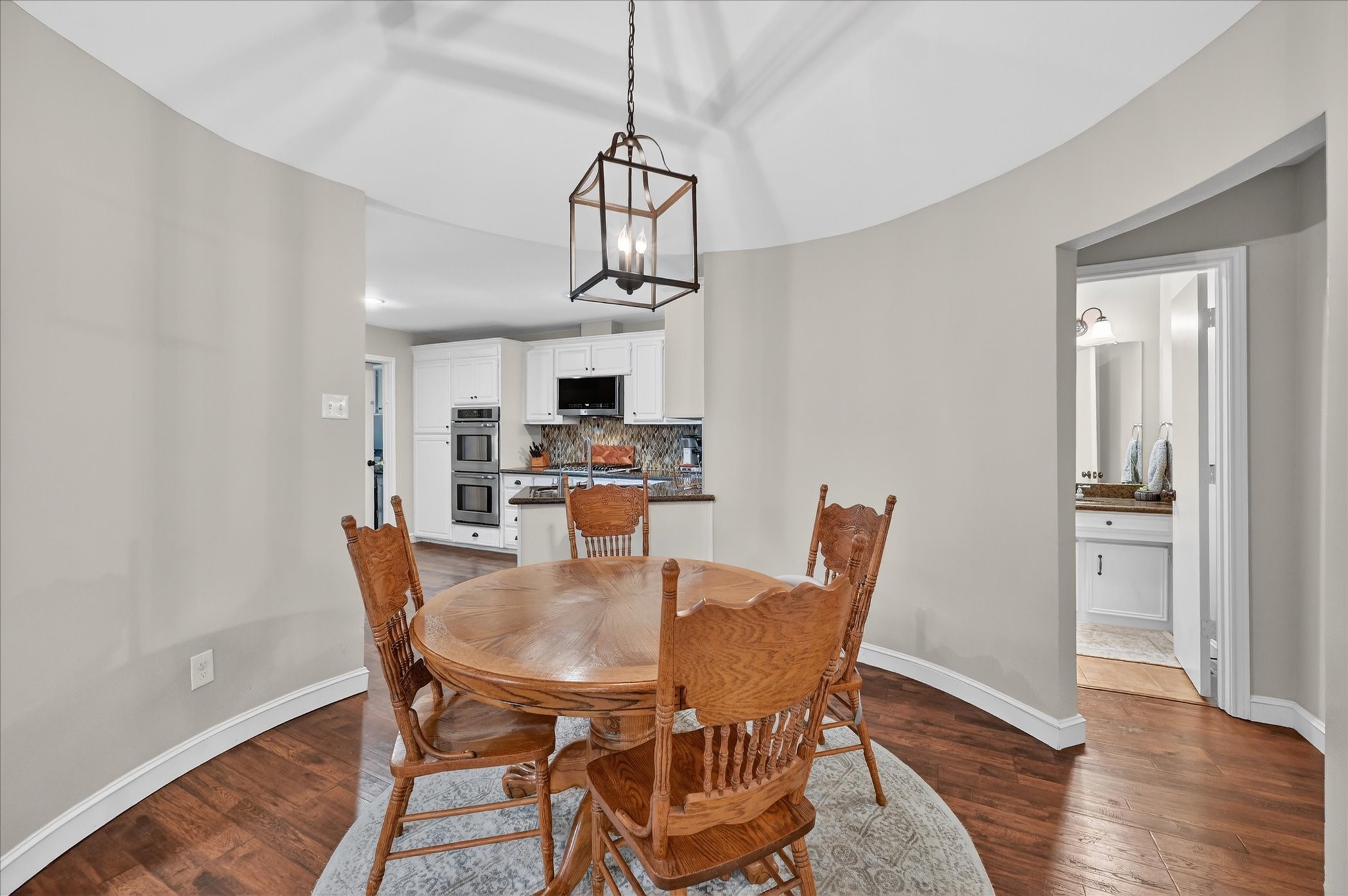 1603 Valleycrest Lane Carrollton TX 75006