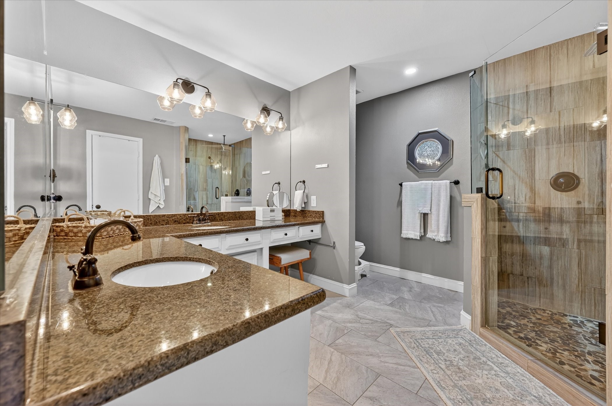 1603 Valleycrest Lane Carrollton TX 75006