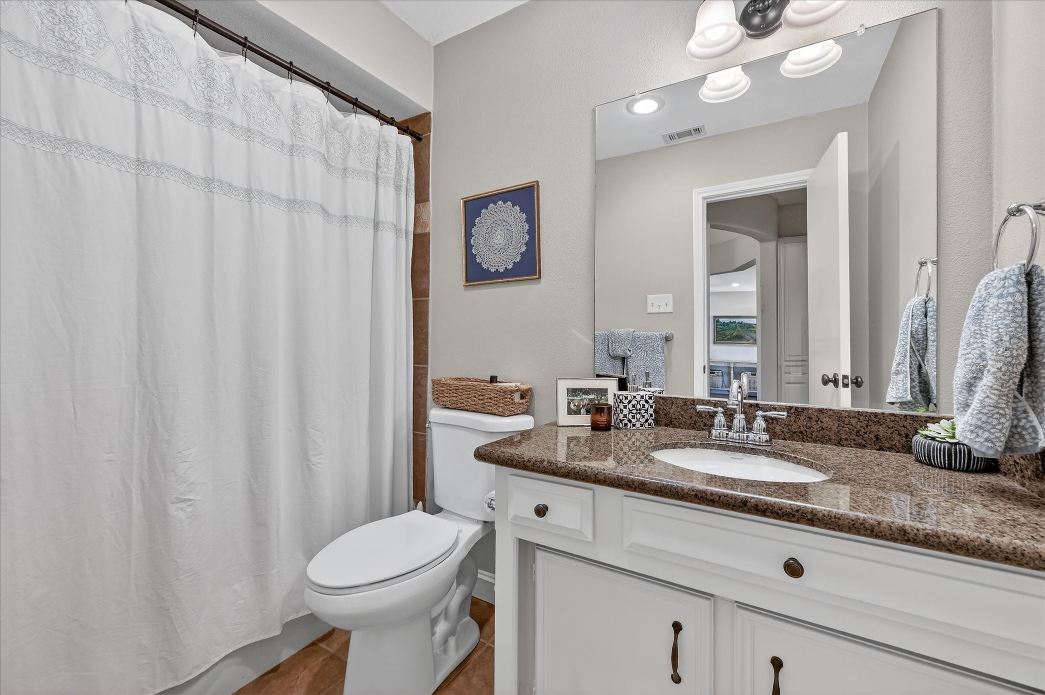 1603 Valleycrest Lane Carrollton TX 75006