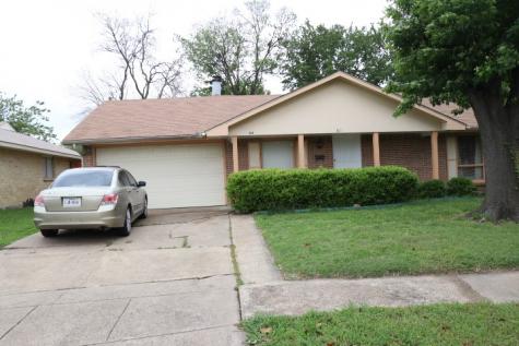 811 Rockledge Drive Garland TX 75043
