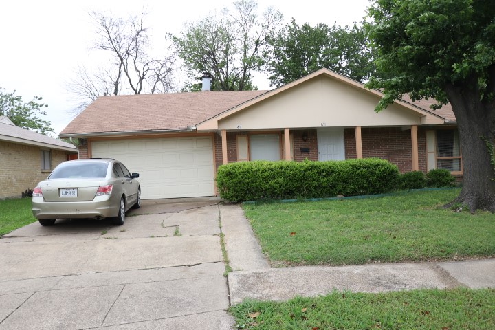 811 Rockledge Drive Garland TX 75043