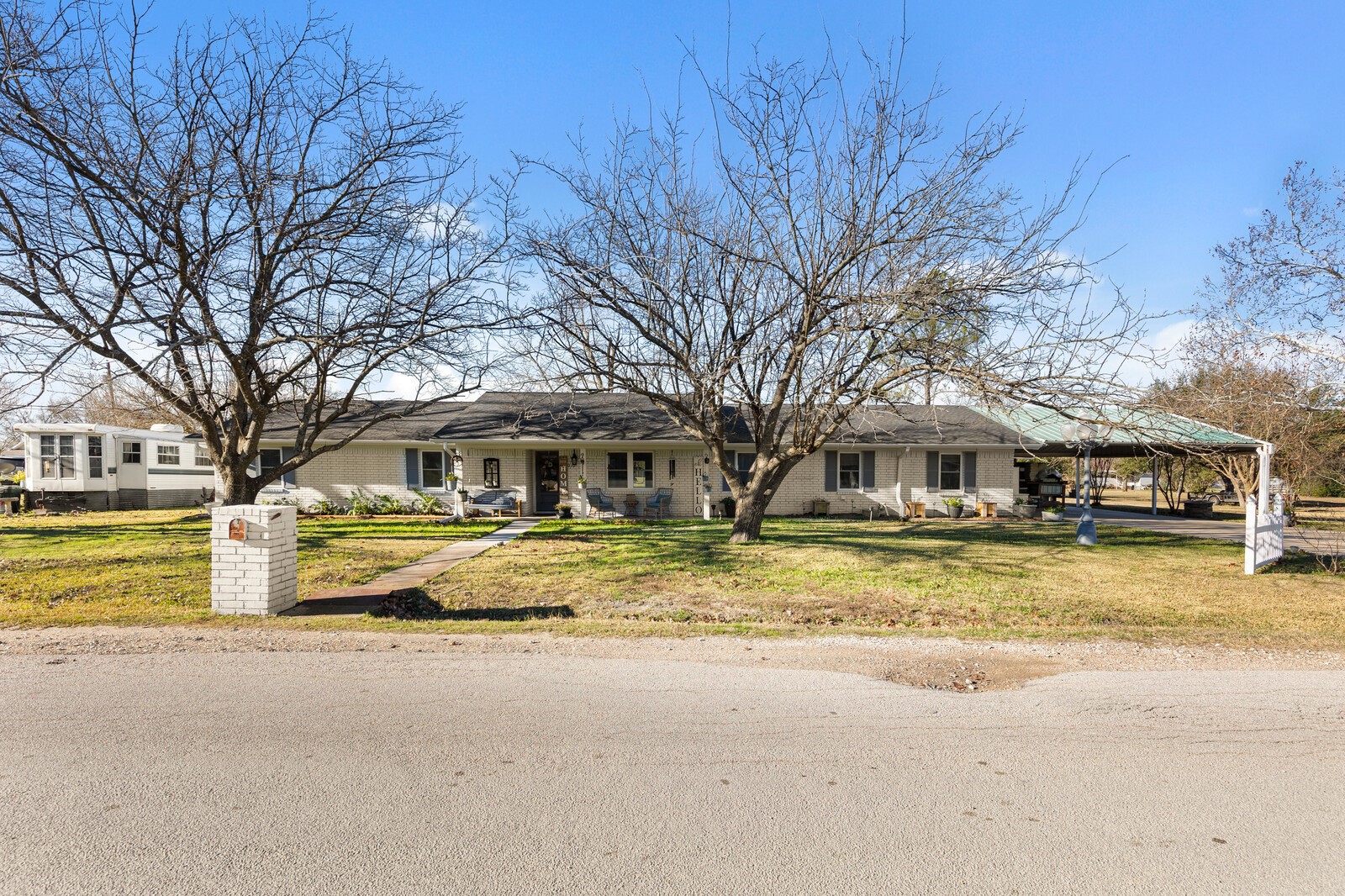 210 S Booth Street Mart TX 76664