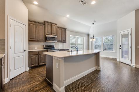 1606 De Berry Lane Princeton TX 75407