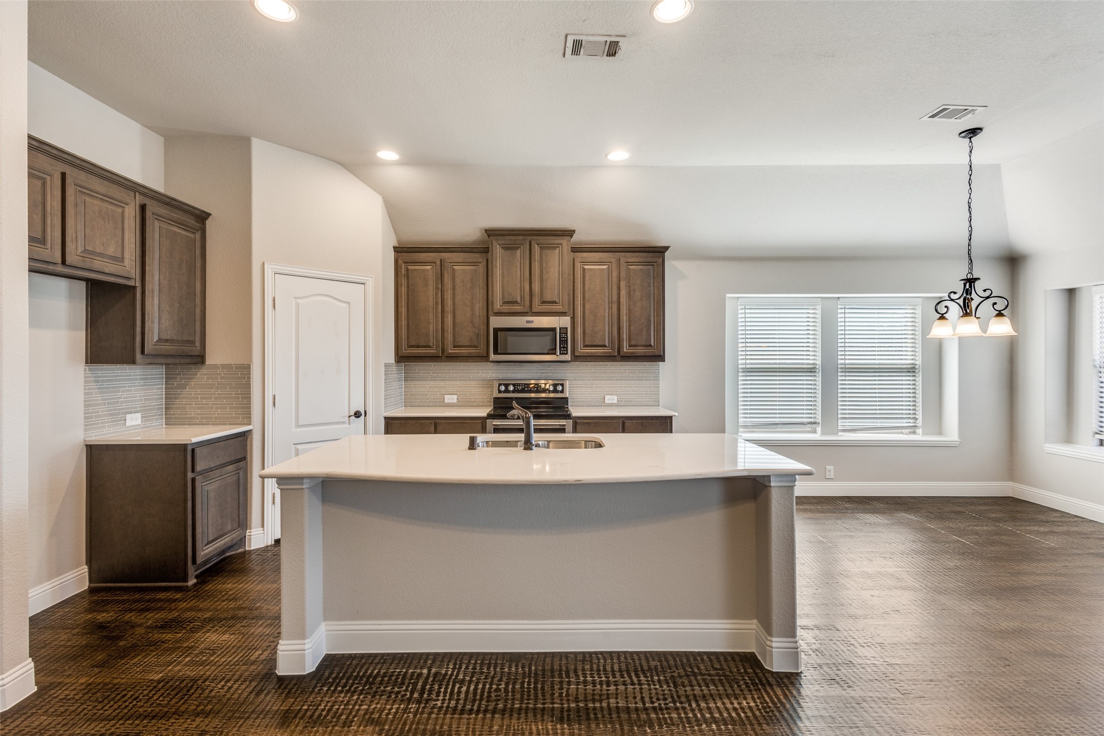 1606 De Berry Lane Princeton TX 75407