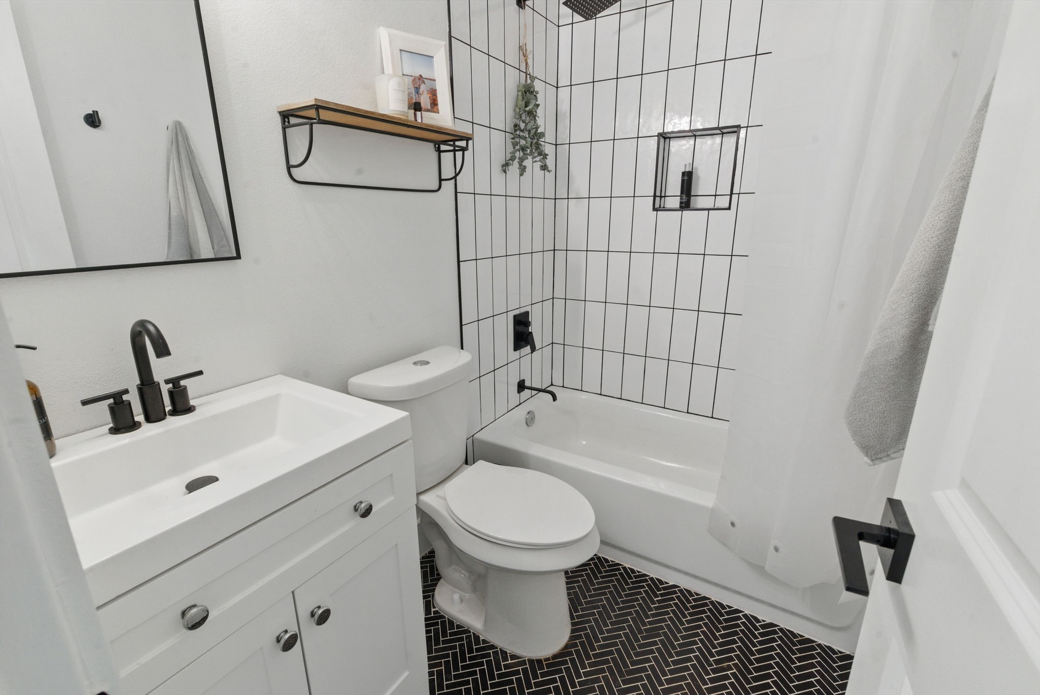 2312 Neches Street Granbury TX 76048
