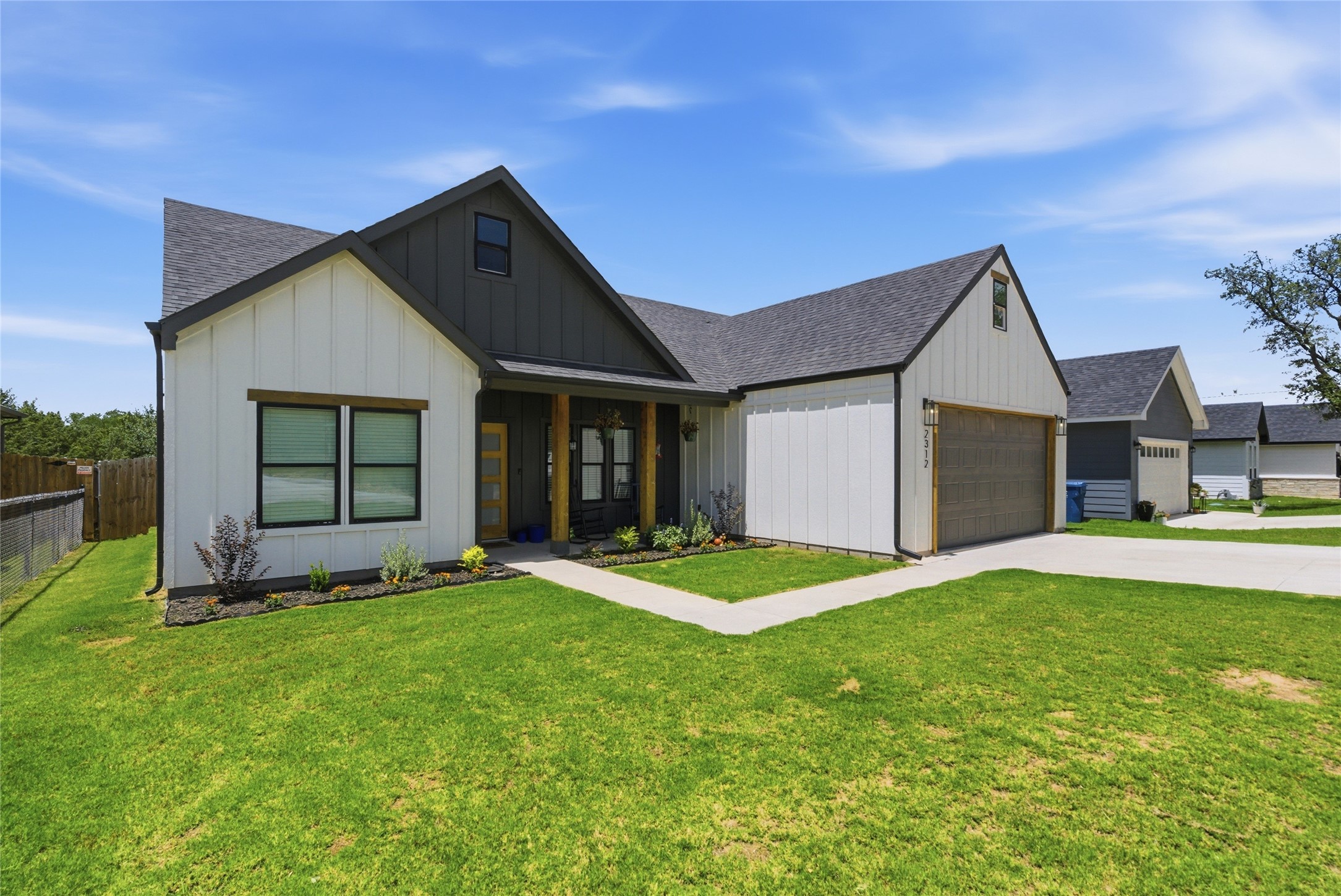 2312 Neches Street Granbury TX 76048