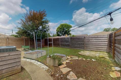 4857 Fallon Place Dallas TX 75227