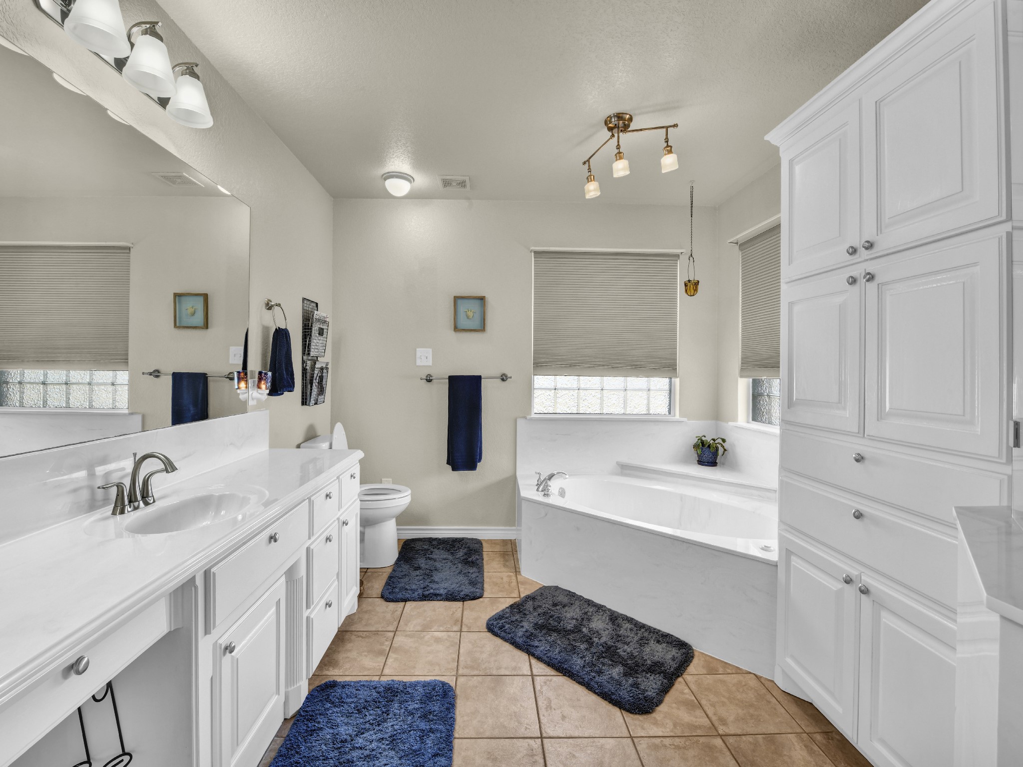 737 County Road 4699 Boyd TX 76023