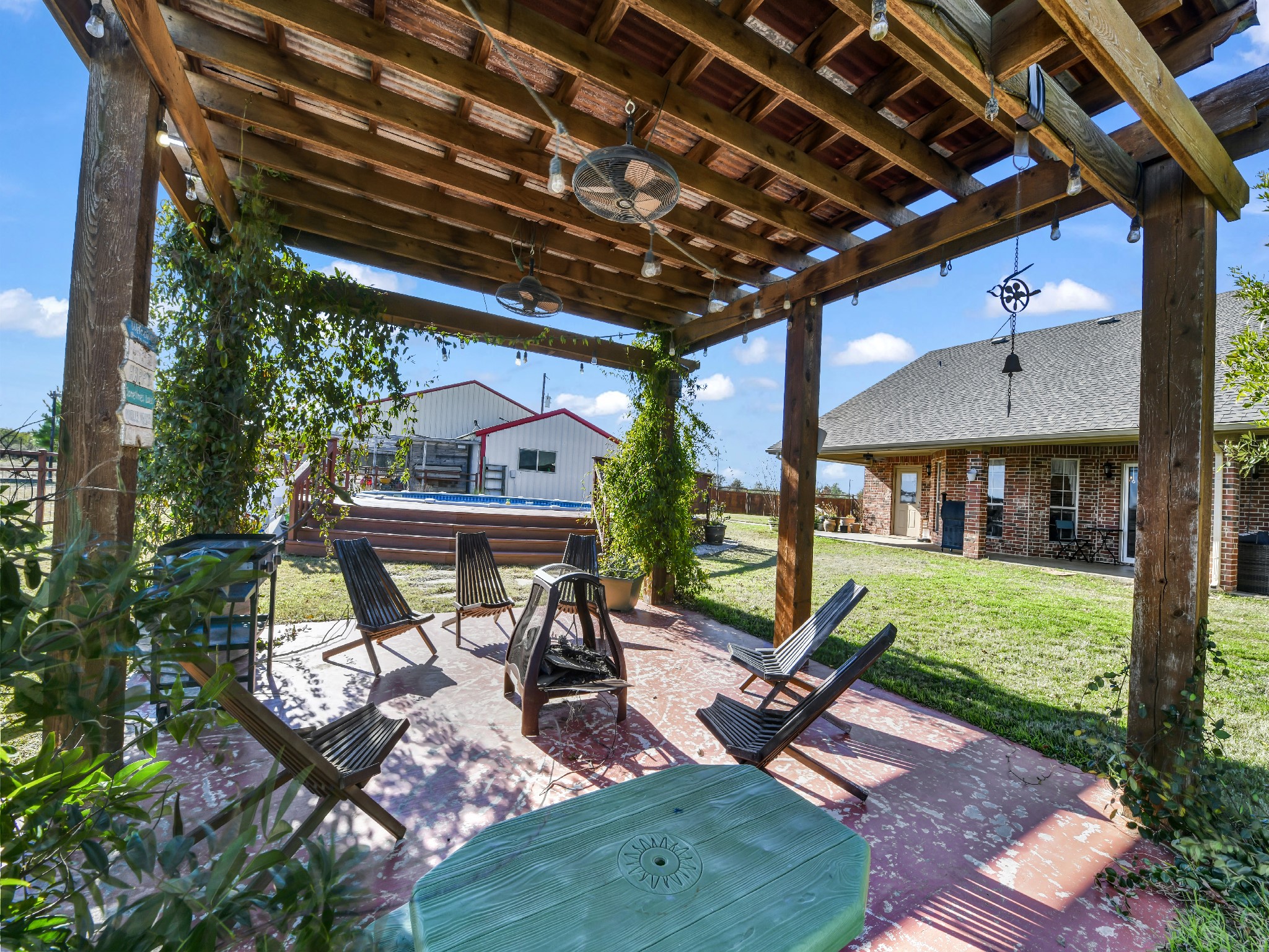 737 County Road 4699 Boyd TX 76023