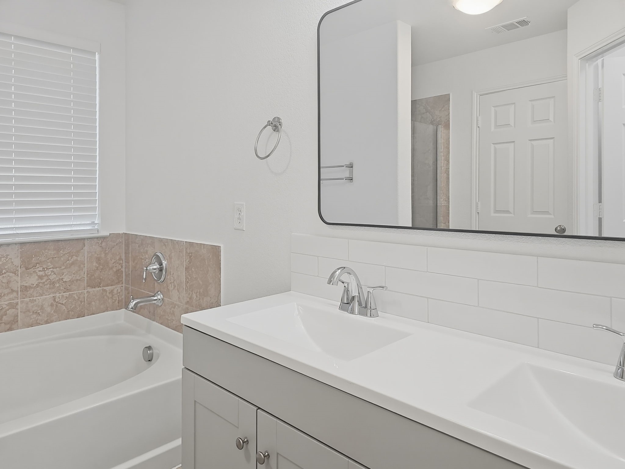 3321 Capetown Drive Denton TX 76208