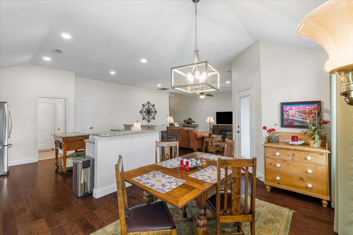 909 Winged Foot Corsicana TX 75110