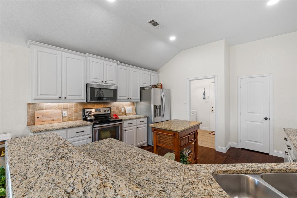 909 Winged Foot Corsicana TX 75110