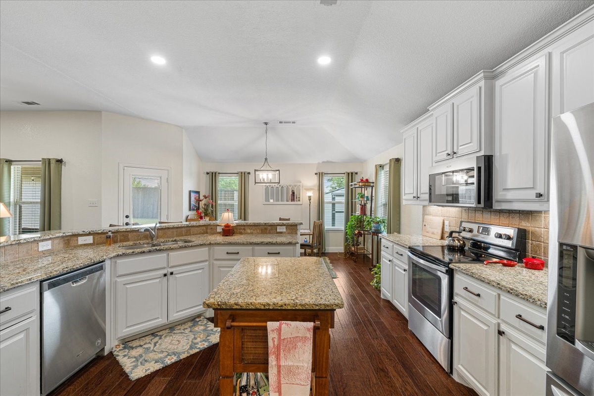 909 Winged Foot Corsicana TX 75110