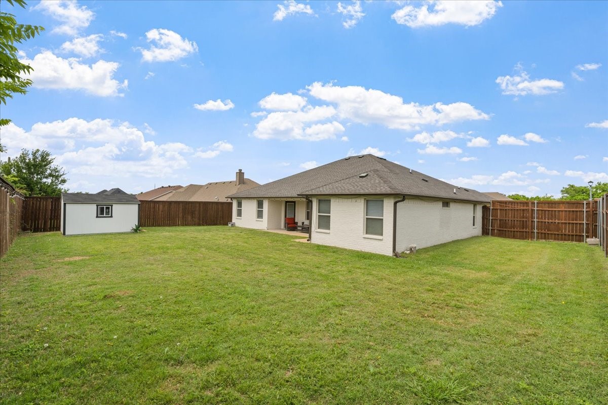 909 Winged Foot Corsicana TX 75110