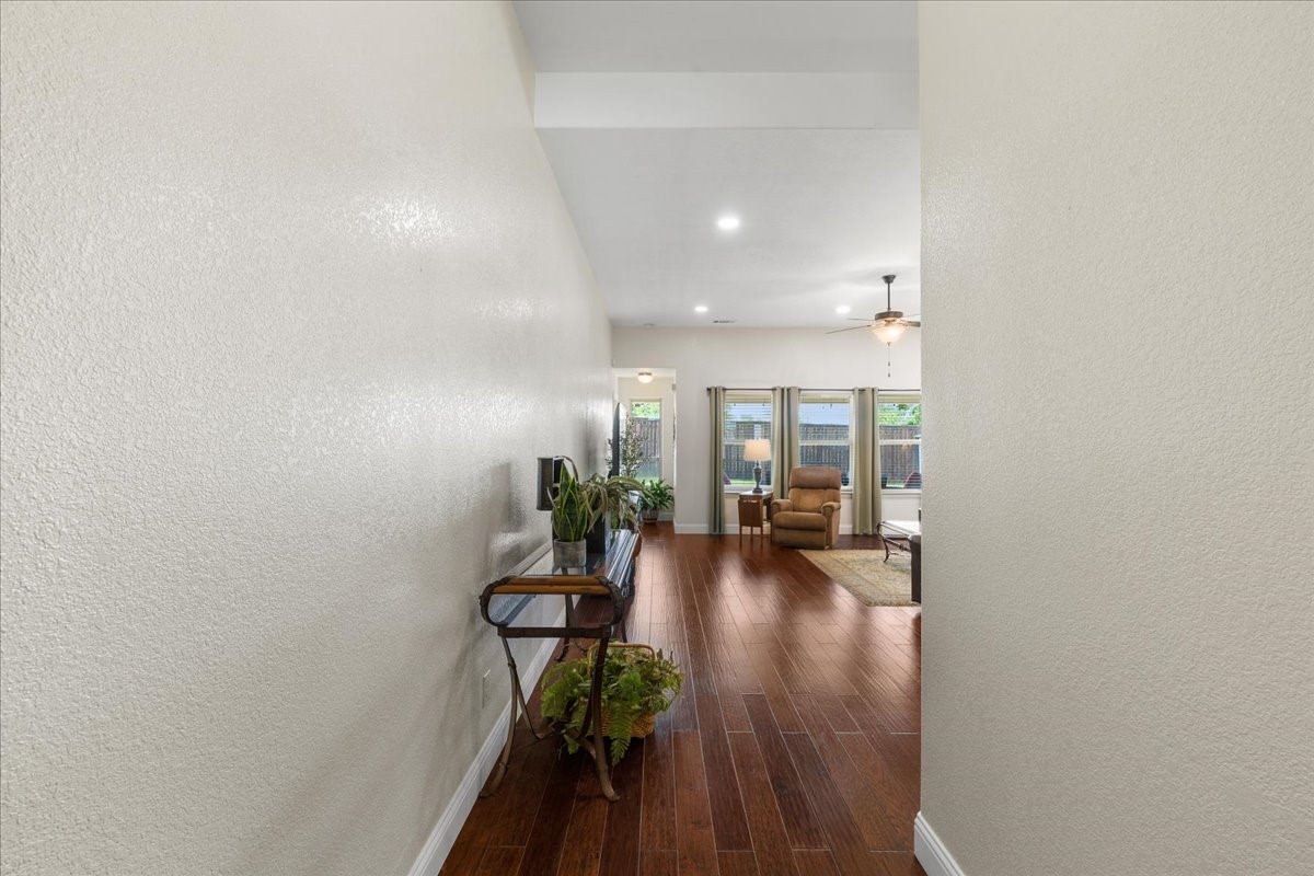 909 Winged Foot Corsicana TX 75110