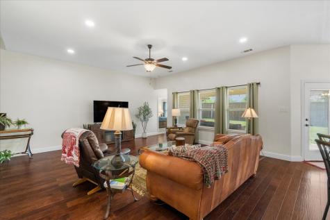909 Winged Foot Corsicana TX 75110