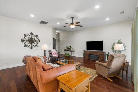 909 Winged Foot Corsicana TX 75110