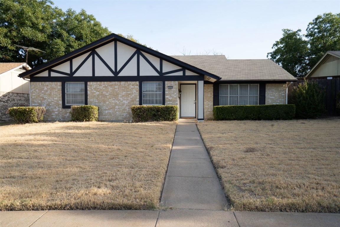 3009 Burning Tree Lane Garland TX 75042