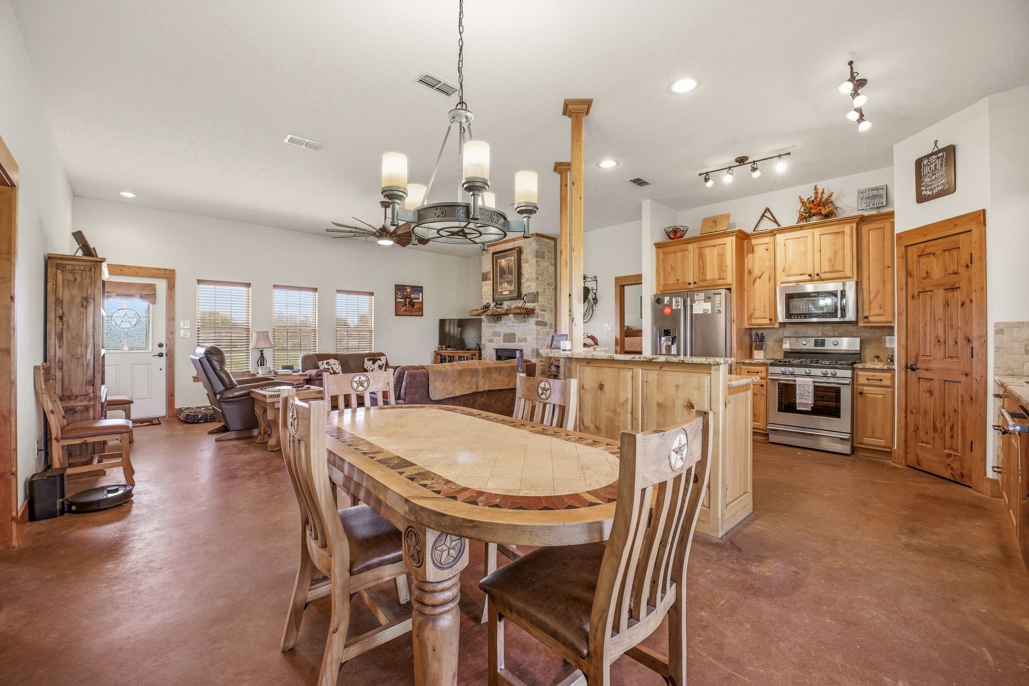 1186 County Road 1024 Glen Rose TX 76043