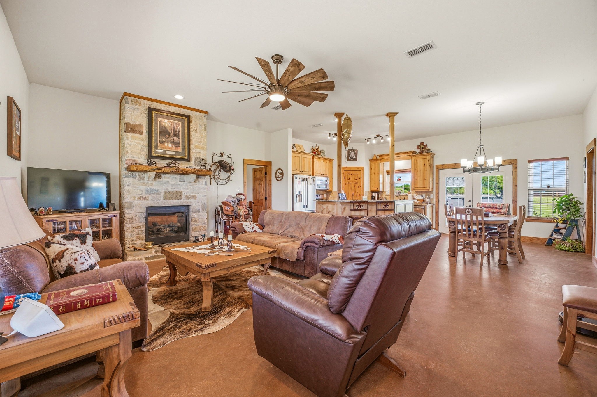 1186 County Road 1024 Glen Rose TX 76043