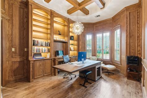 1404 Sylvan Avenue Dallas TX 75208