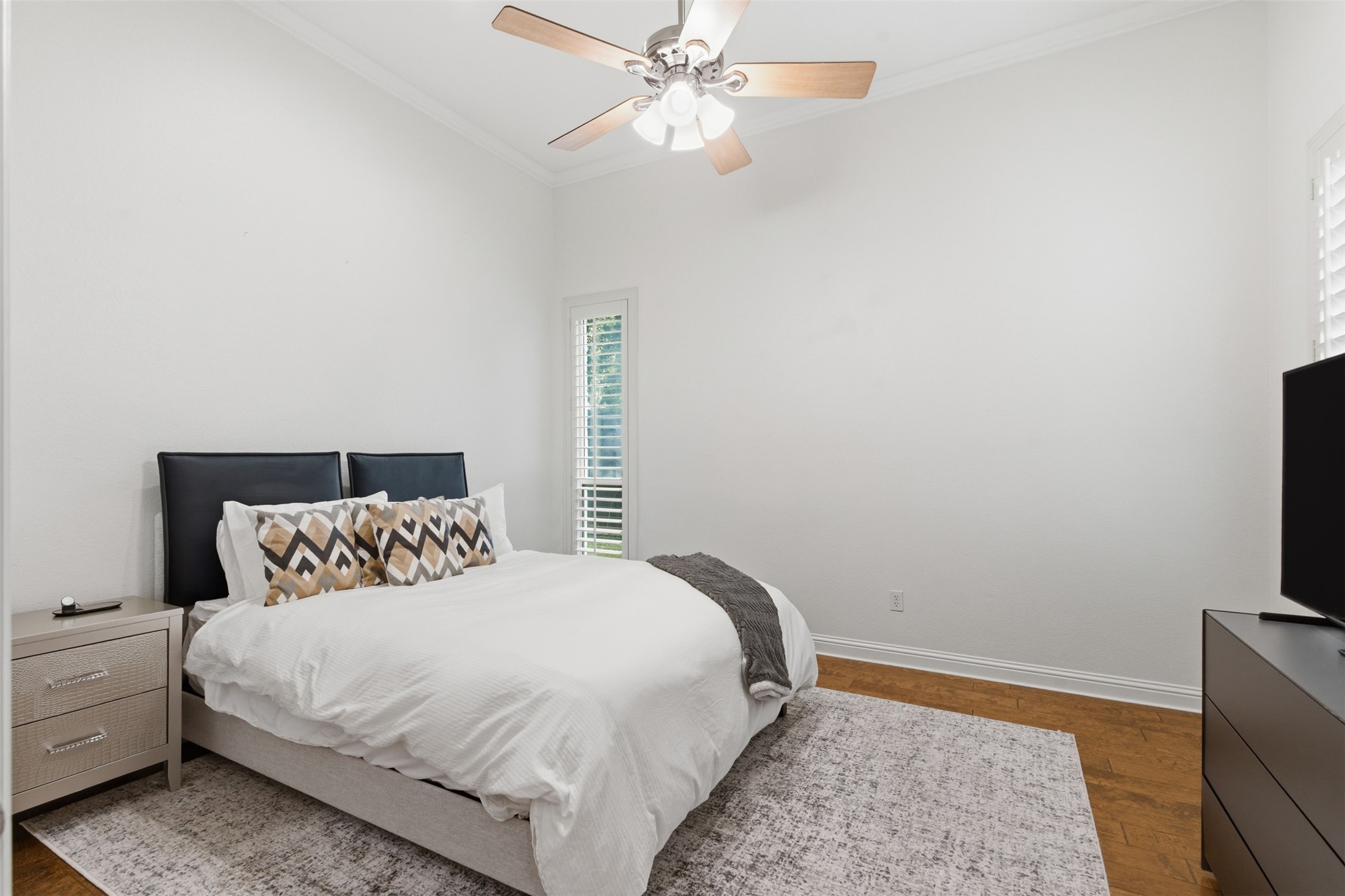 1404 Sylvan Avenue Dallas TX 75208