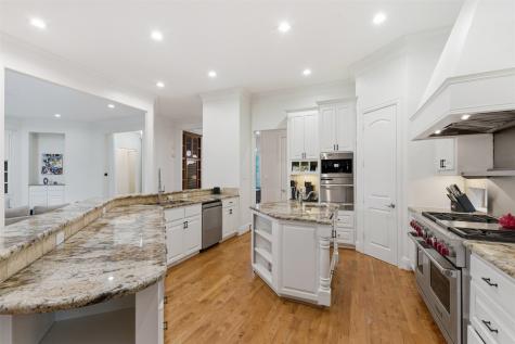 1404 Sylvan Avenue Dallas TX 75208