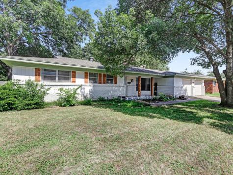 4609 Mackey Drive North Richland Hills TX 76180