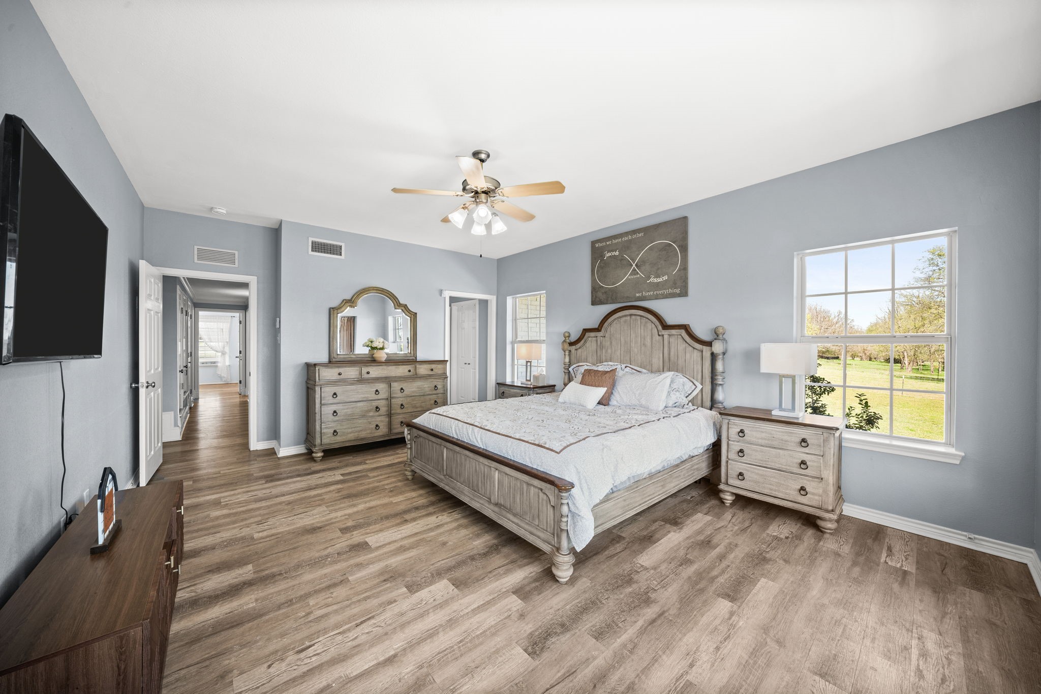 407 Locust Drive Oak Leaf TX 75154