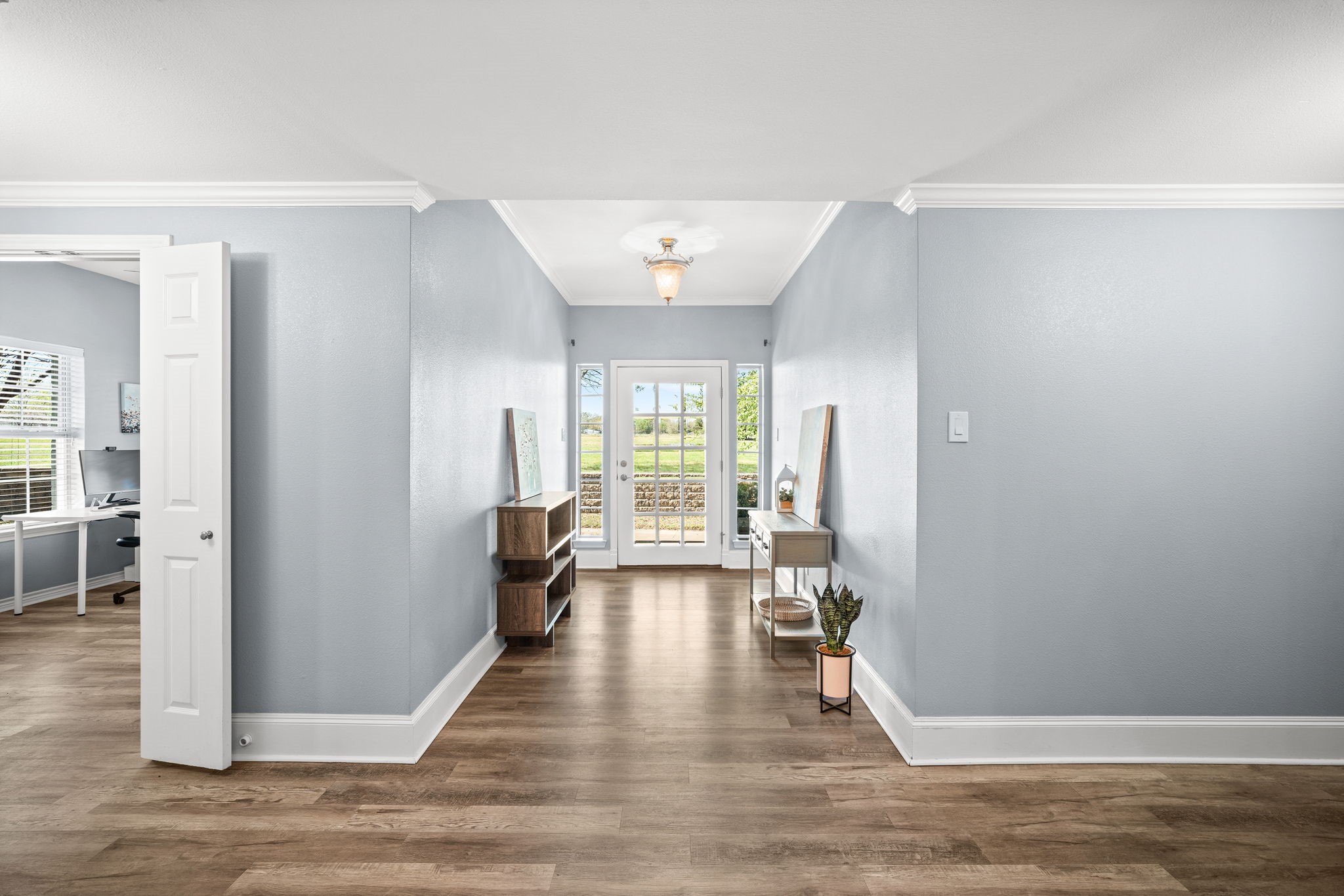 407 Locust Drive Oak Leaf TX 75154