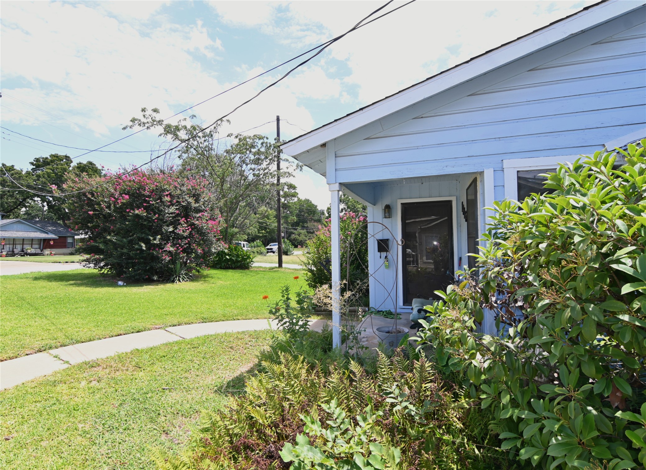 1916 Tierney Road Fort Worth TX 76112