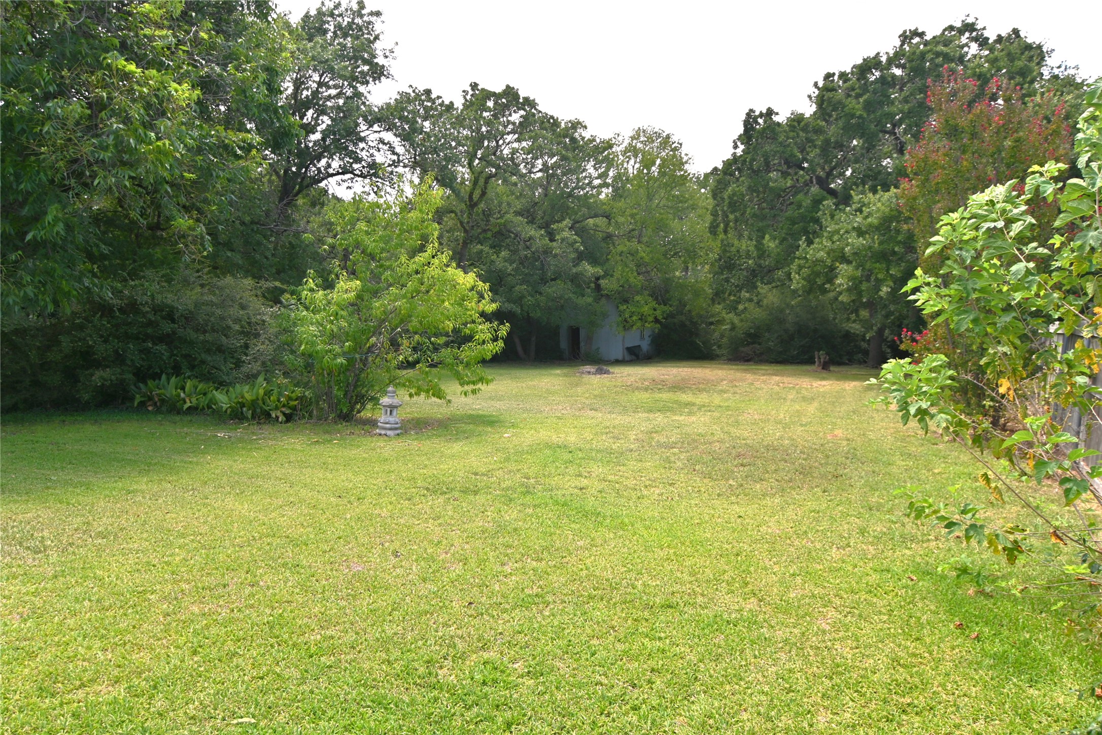 1916 Tierney Road Fort Worth TX 76112