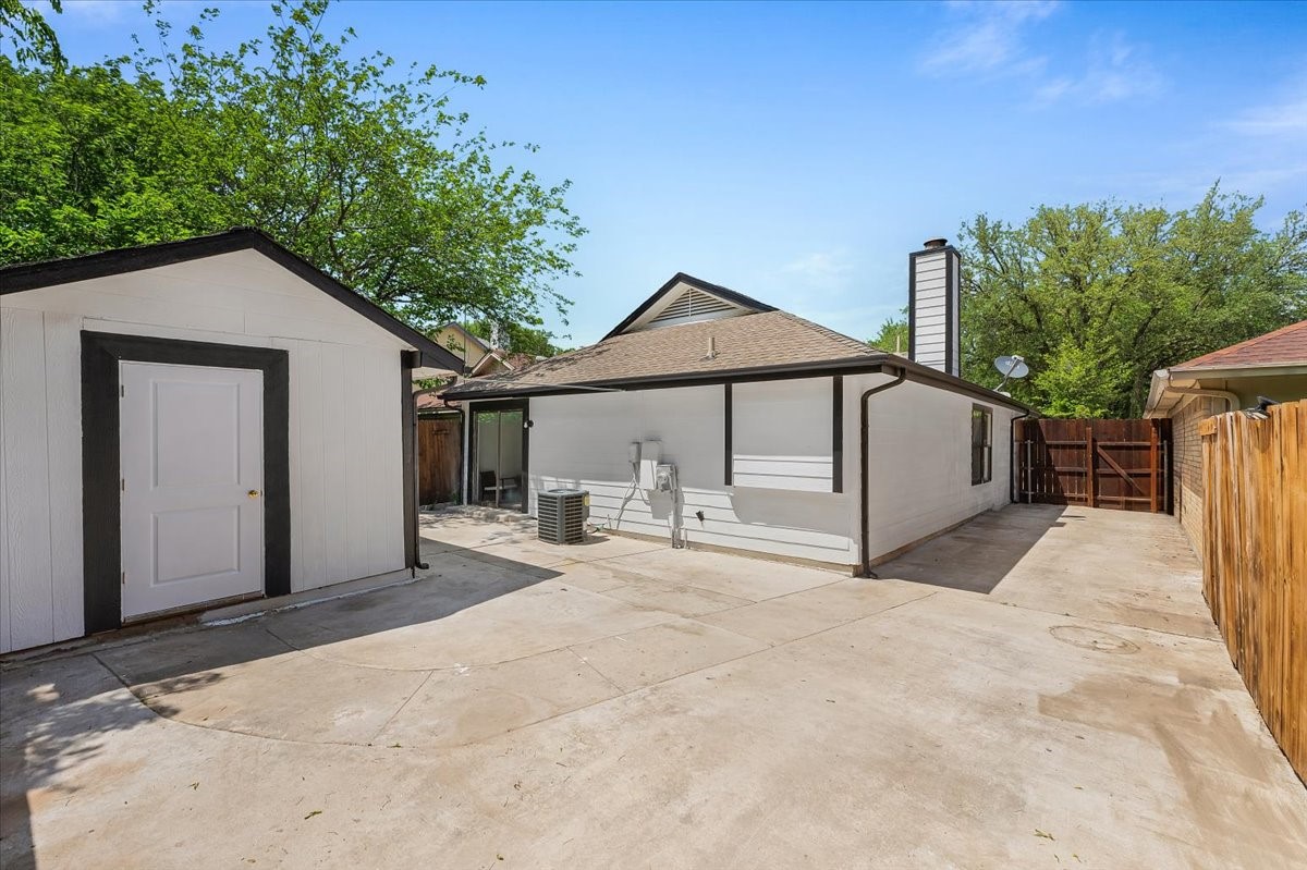1713 Woodhall Way Fort Worth TX 76134