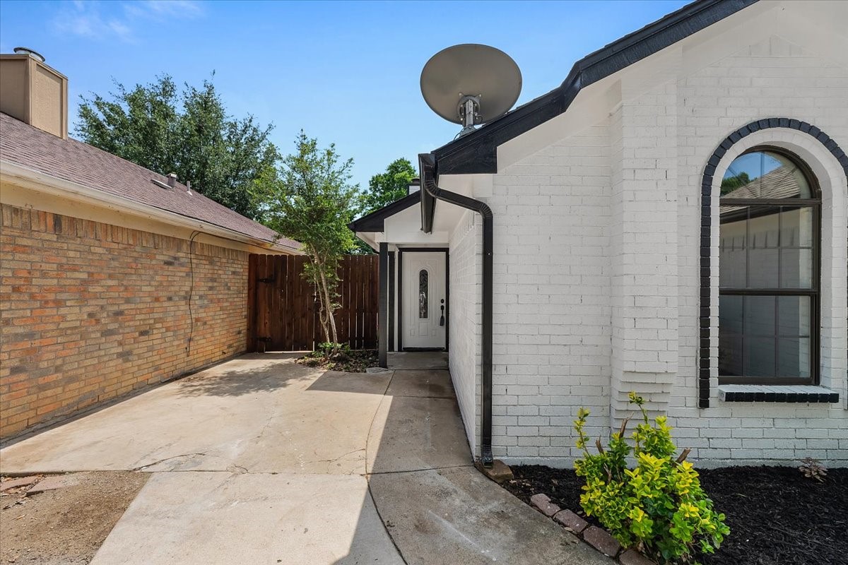 1713 Woodhall Way Fort Worth TX 76134