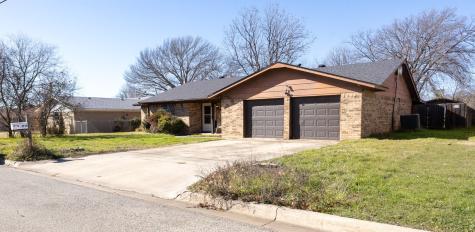 1715 Delwood Drive Brownwood TX 76801