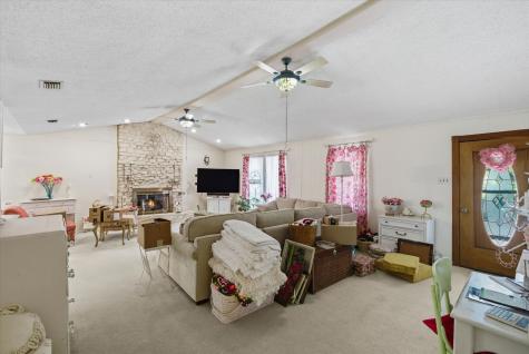 350 Vz County Road 3509 Edgewood TX 75117