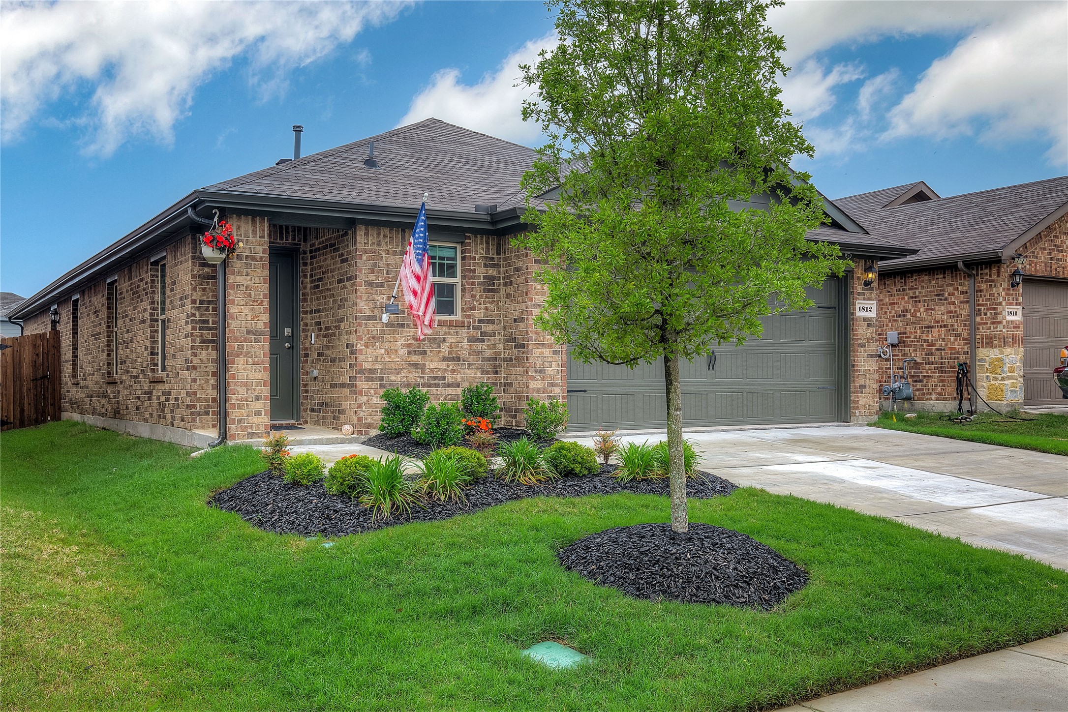1812 Chandelier Crossing Crandall TX 75114