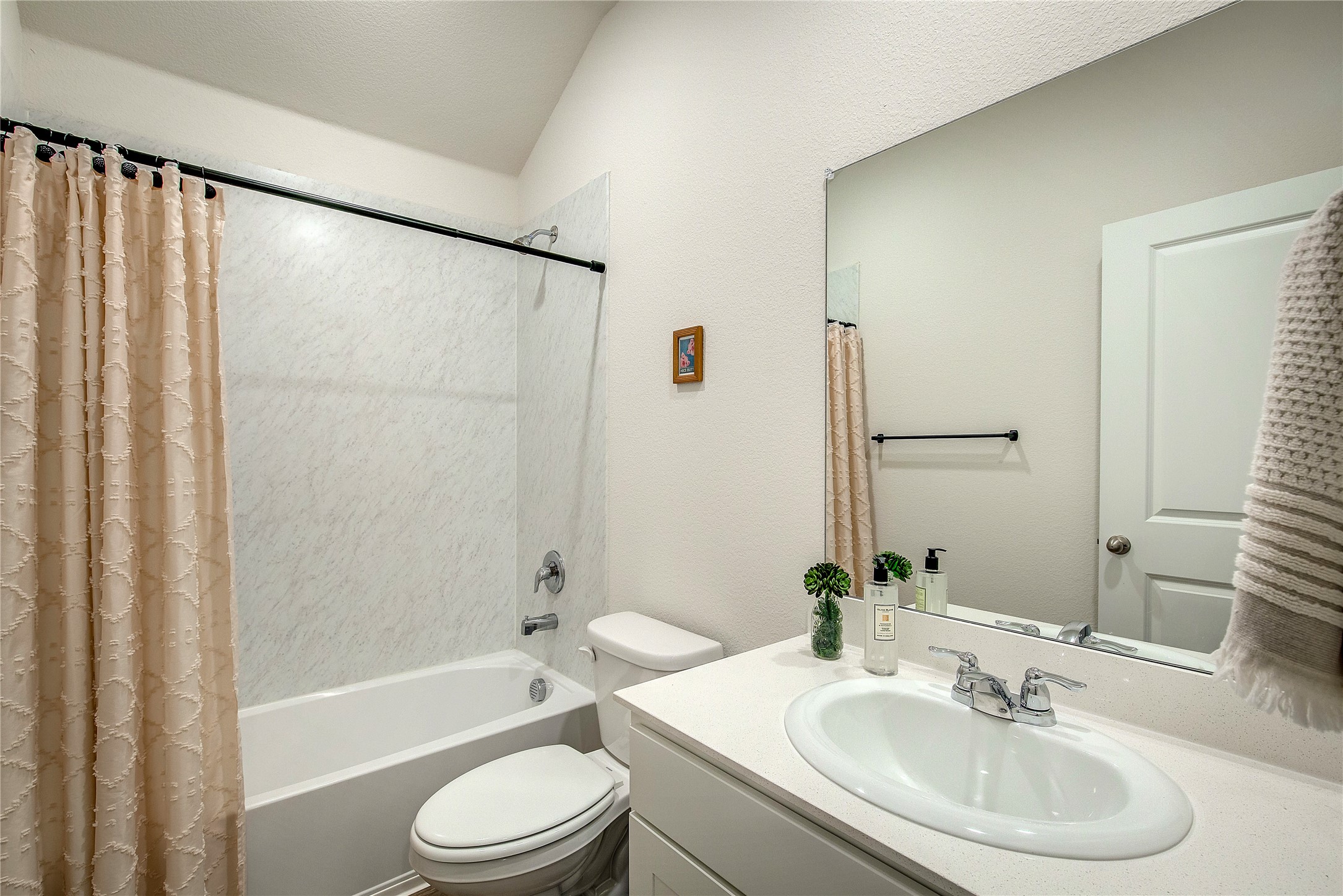1812 Chandelier Crossing Crandall TX 75114