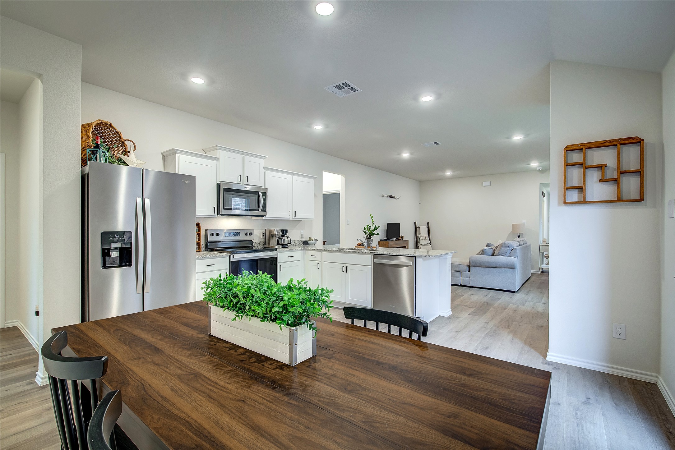 1812 Chandelier Crossing Crandall TX 75114