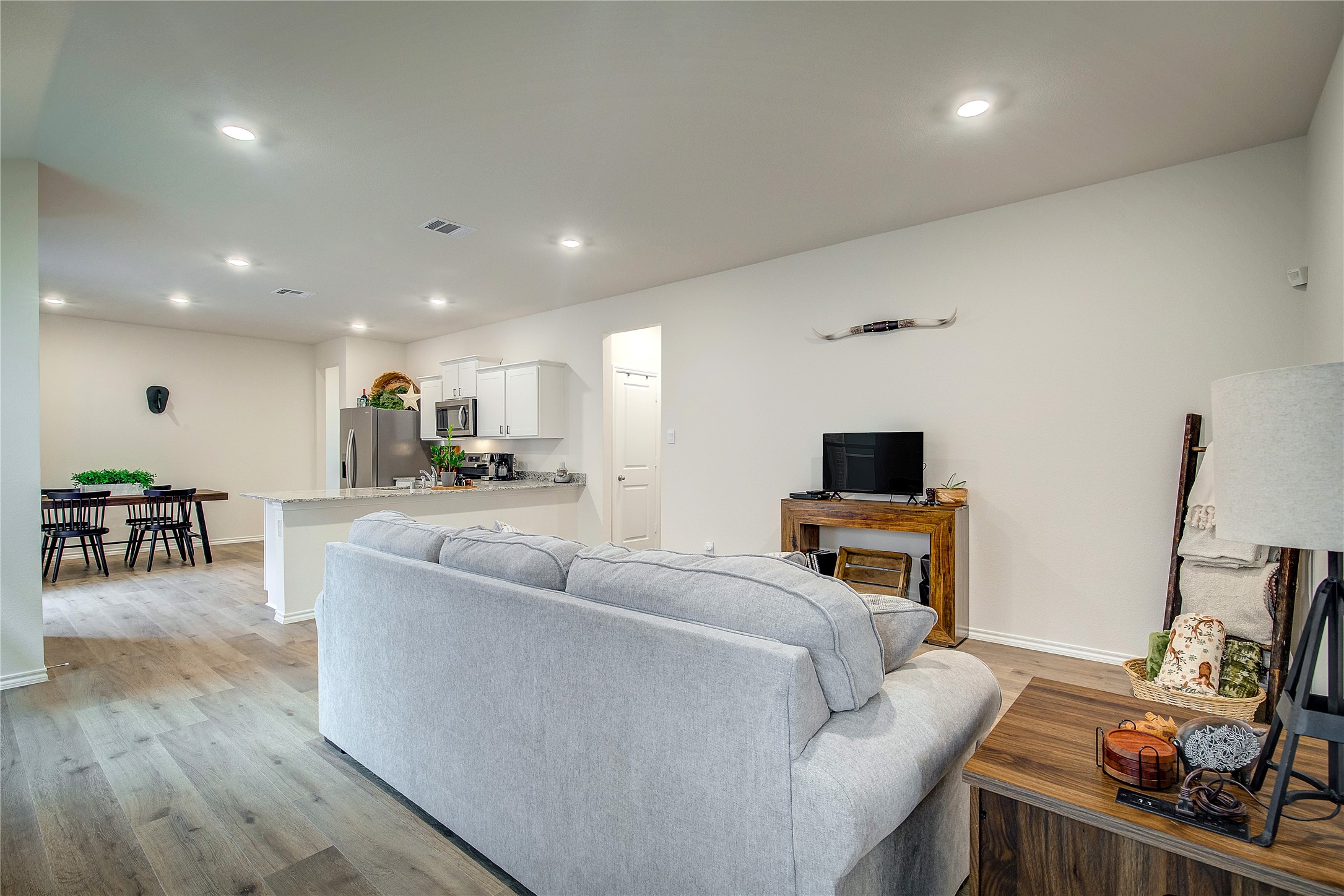 1812 Chandelier Crossing Crandall TX 75114