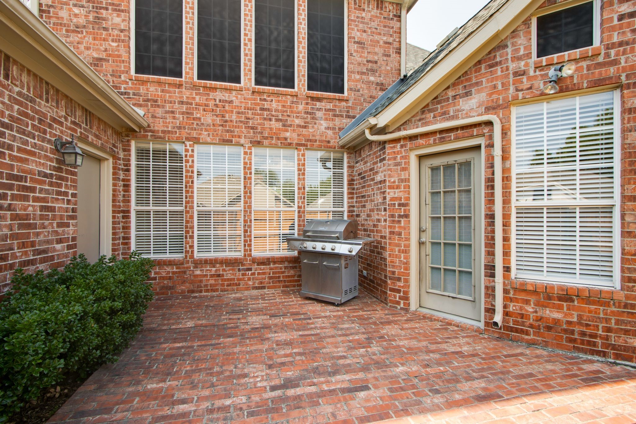 232 Bricknell Lane Coppell TX 75019