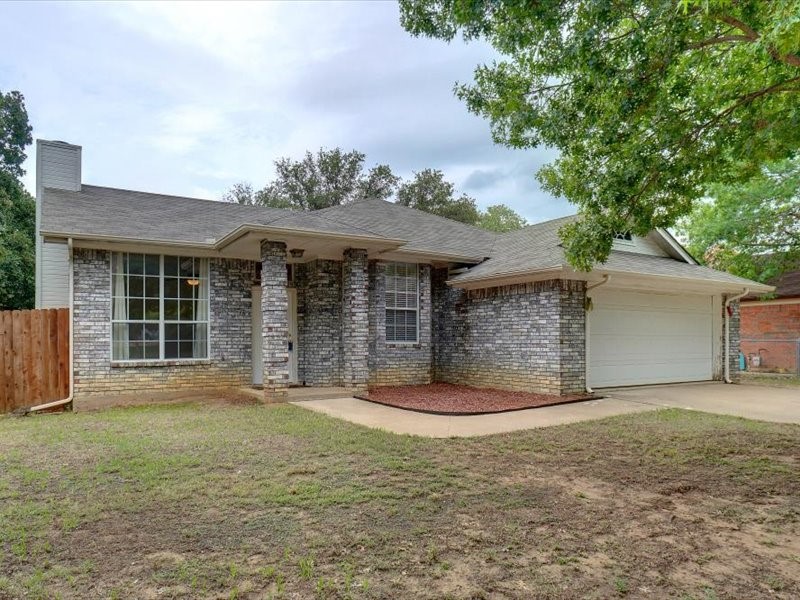 2120 Longmeadow Street Denton TX 76209