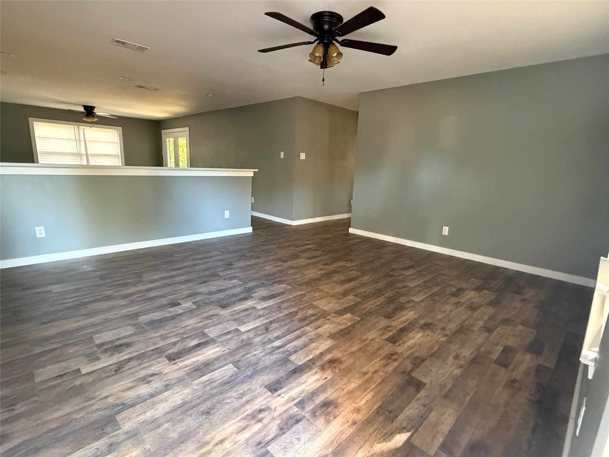 606 Colonial Drive Athens TX 75751