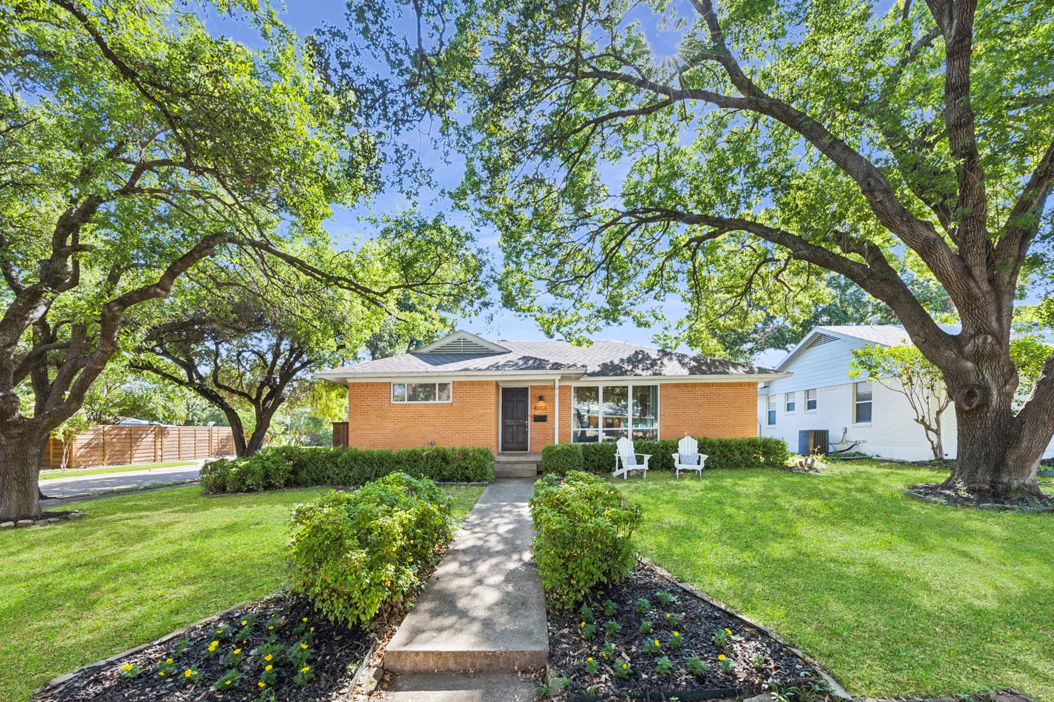 8903 Liptonshire Drive Dallas TX 75238