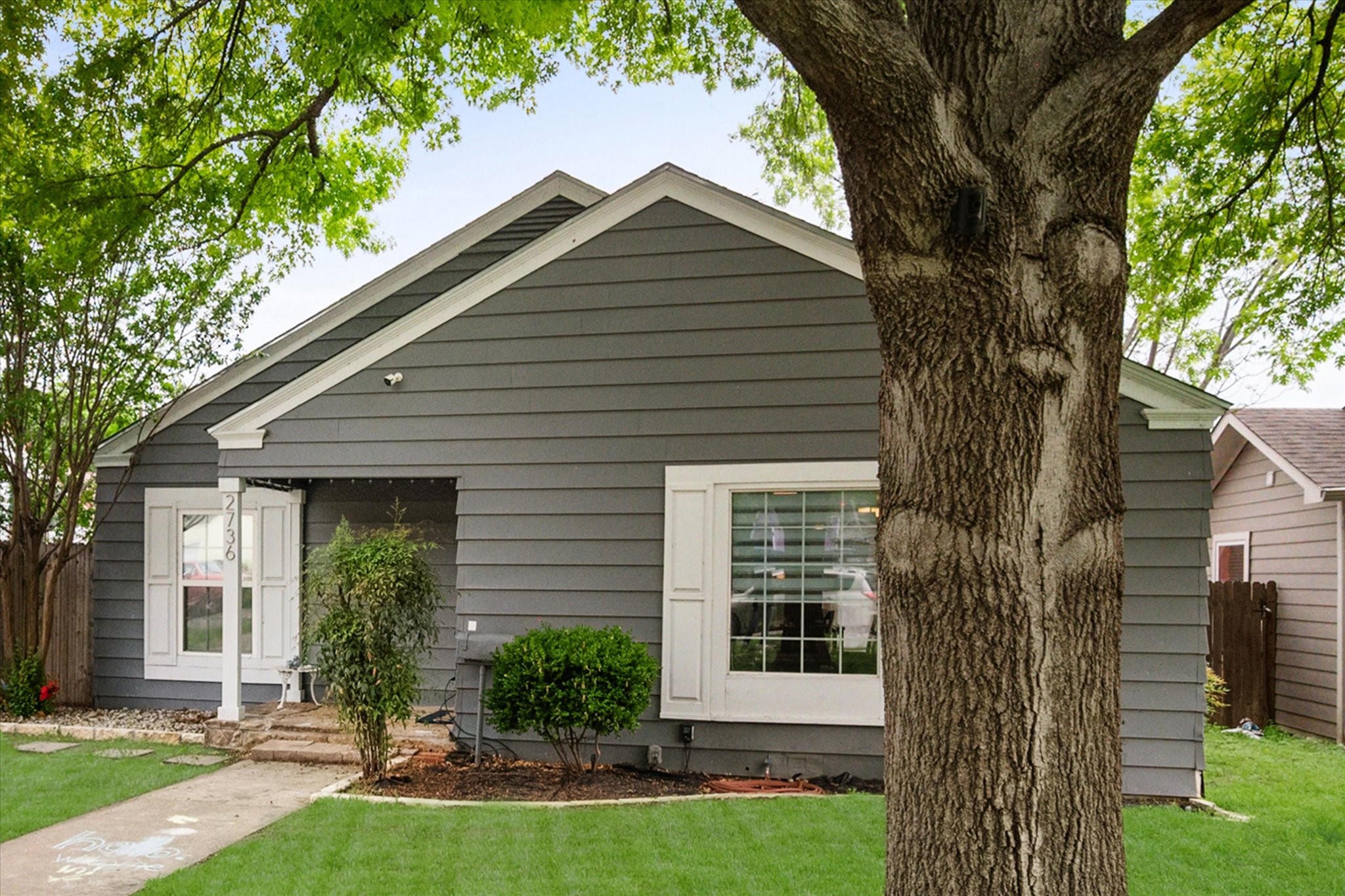2736 Ryan Avenue Fort Worth TX 76110