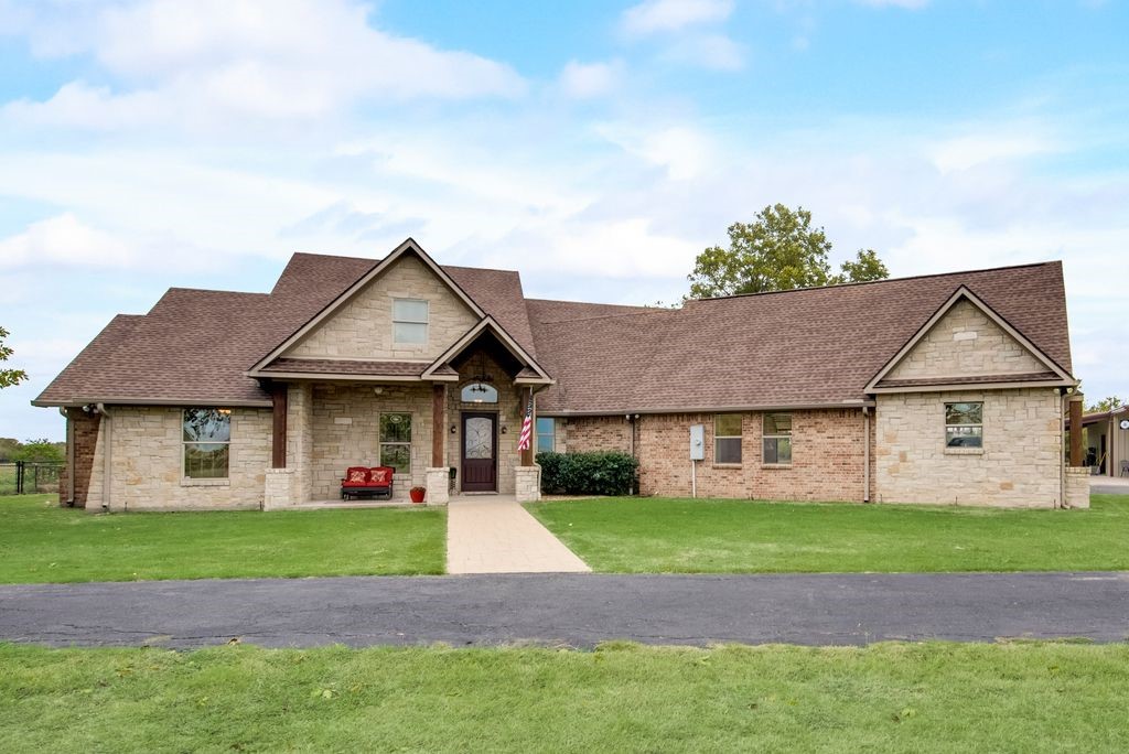 9026 S Us Highway 287 Corsicana TX 75109